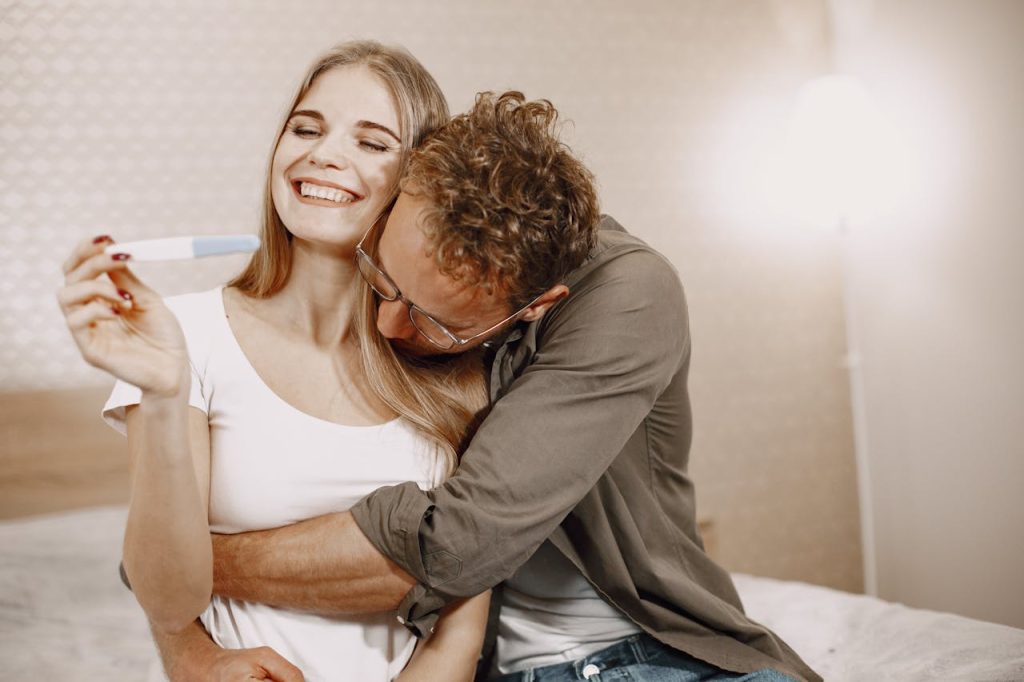 Annoncer une grossesse : attendre le bon moment pour le faire